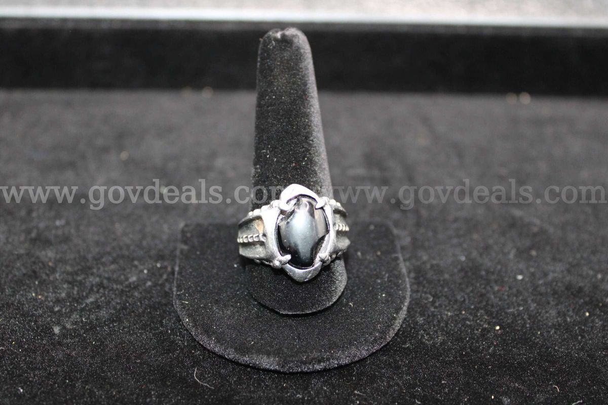 Ring (1)
