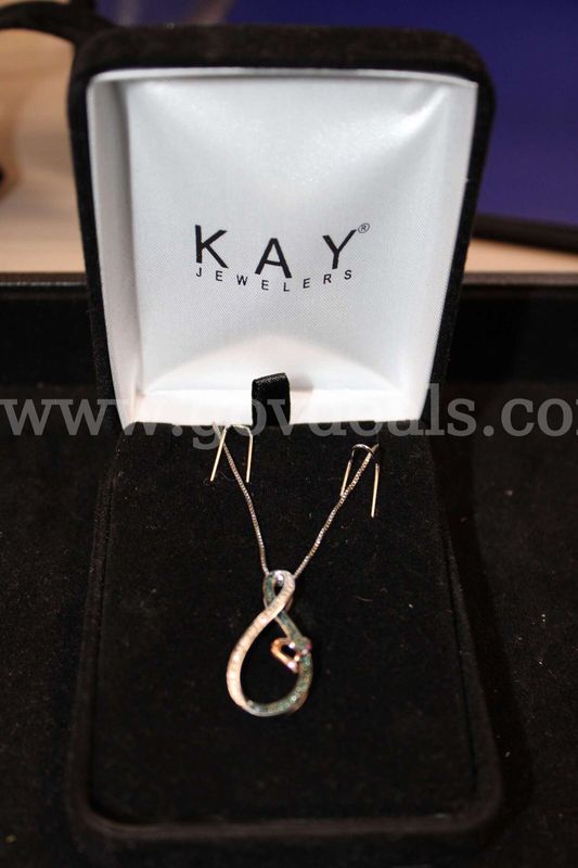 1 Necklace