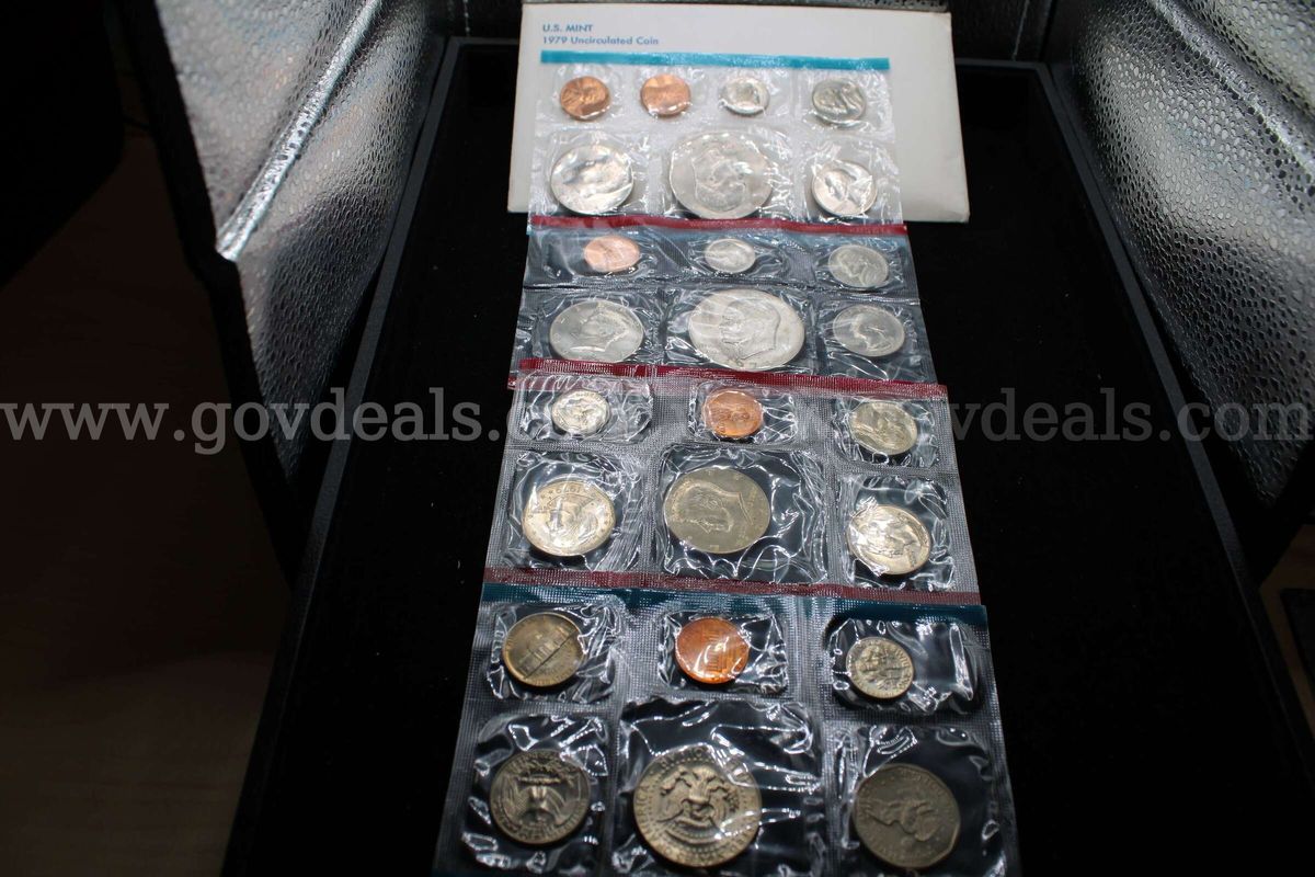 Mint Sets (10); Uncirculated Set (1); Uncirculated Coin (2); Collectors Coin (8)