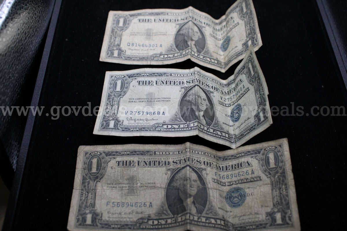 FOREIGN COIN (13); TOKEN (2); $1 BILL (3); $2 BILL (2); $1 COIN (2); HALF $ (5);