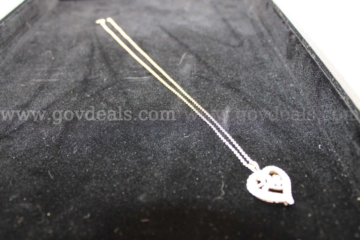 Necklace (1); Charm (1)