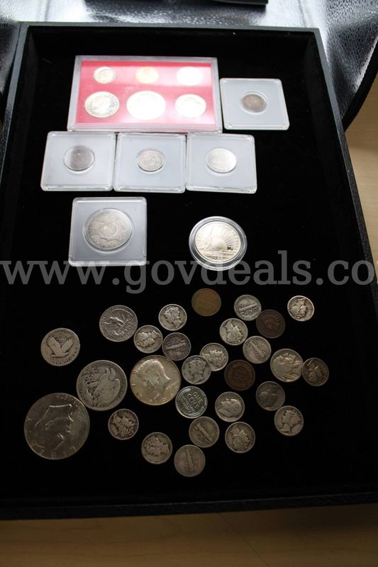 COIN SETS (1), $0.05 COIN (2), $0.10 COIN (19), 0.01 COIN (6), $0.50 COIN (4)