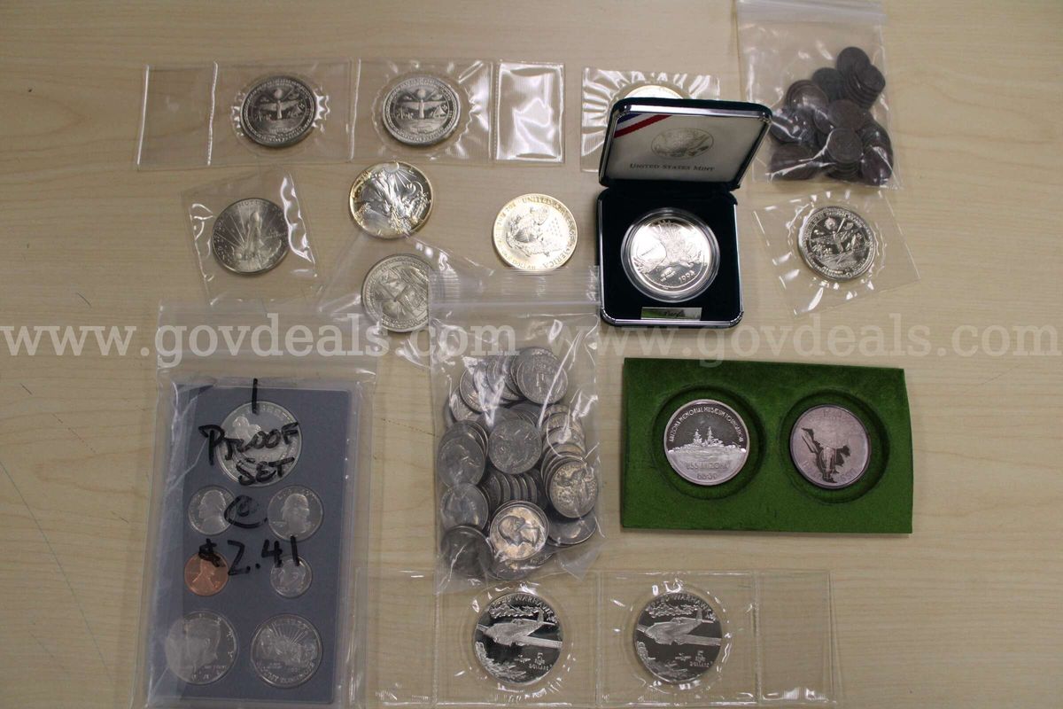 PROOF SET (1); COLLECTORS COINS (10); $1 COIN (3); QUARTER (56); PENNY (56)