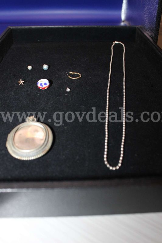 SILVER PENDANT, SILVER CHAIN, SILVER TIE CLIP, GOLD HOOP EARRING, GOLD DIAMOND S