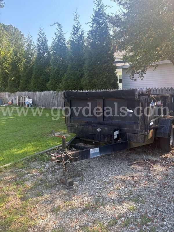 Hawke Dump Trailer