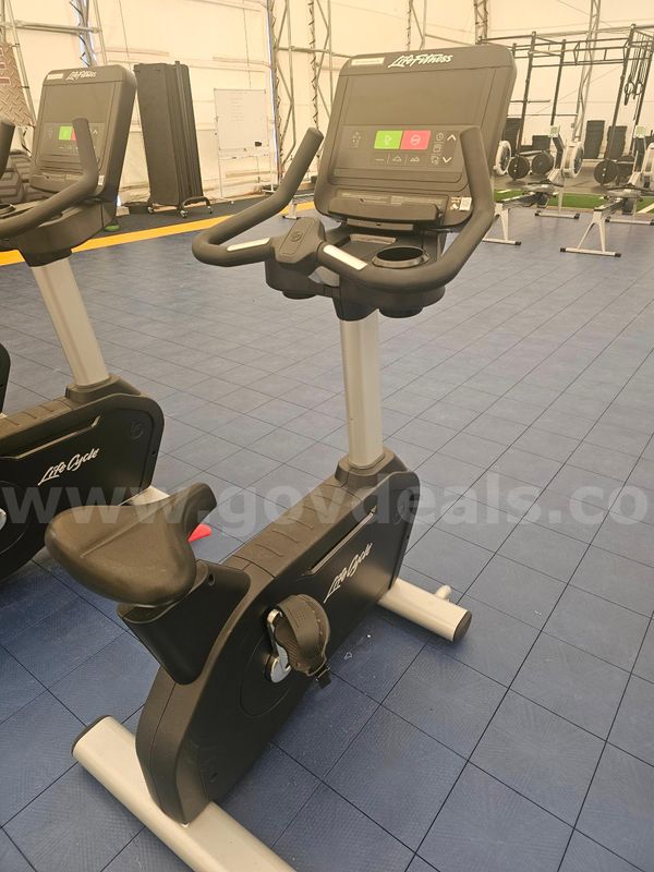 LF Integrity SC Upright Bike
