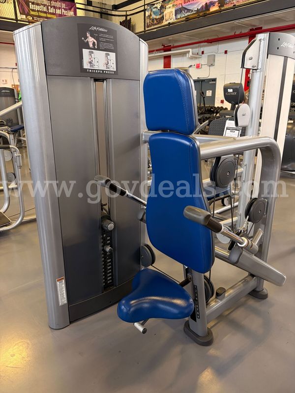 TRICEP PRESS MACHINE