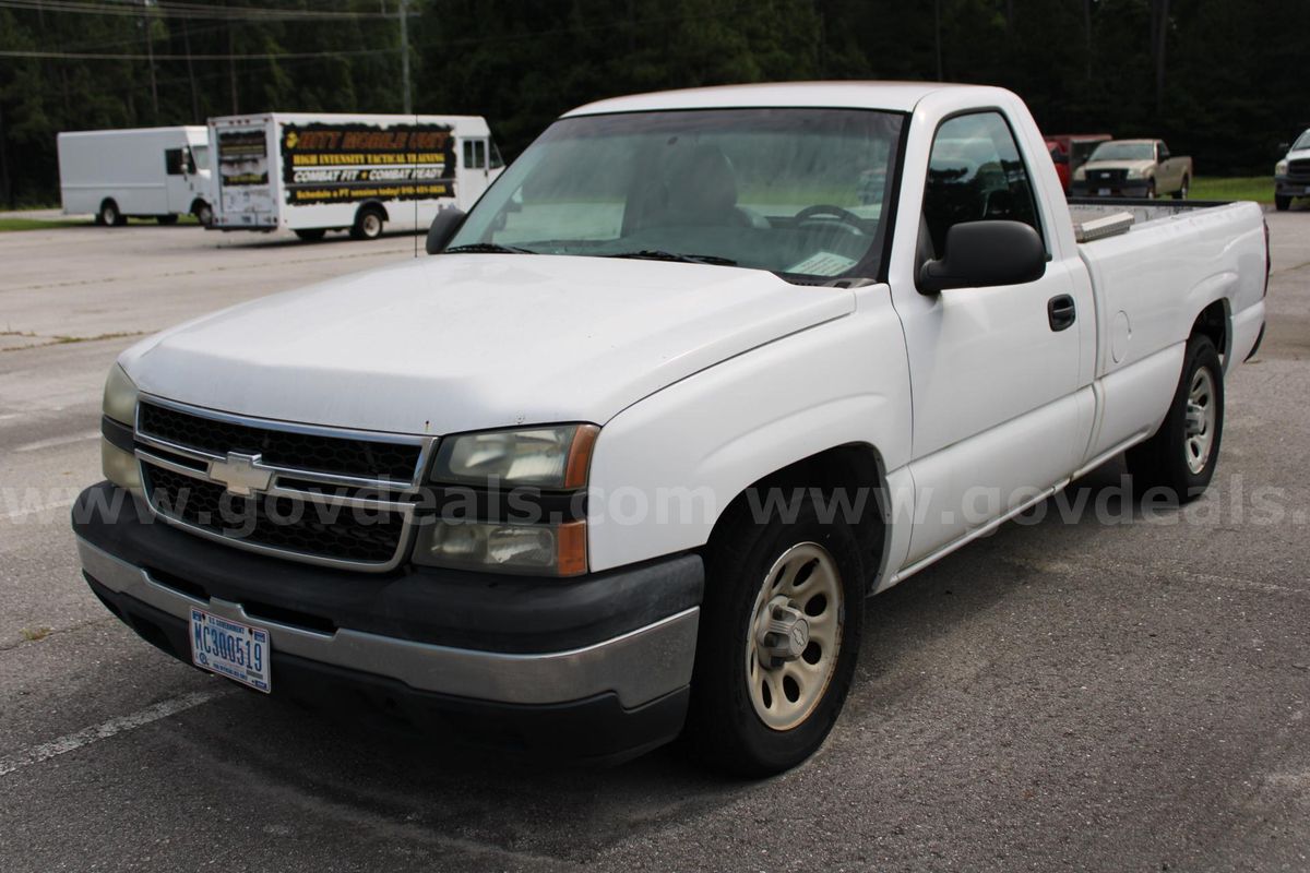 2006 Chevy Silverado Truck