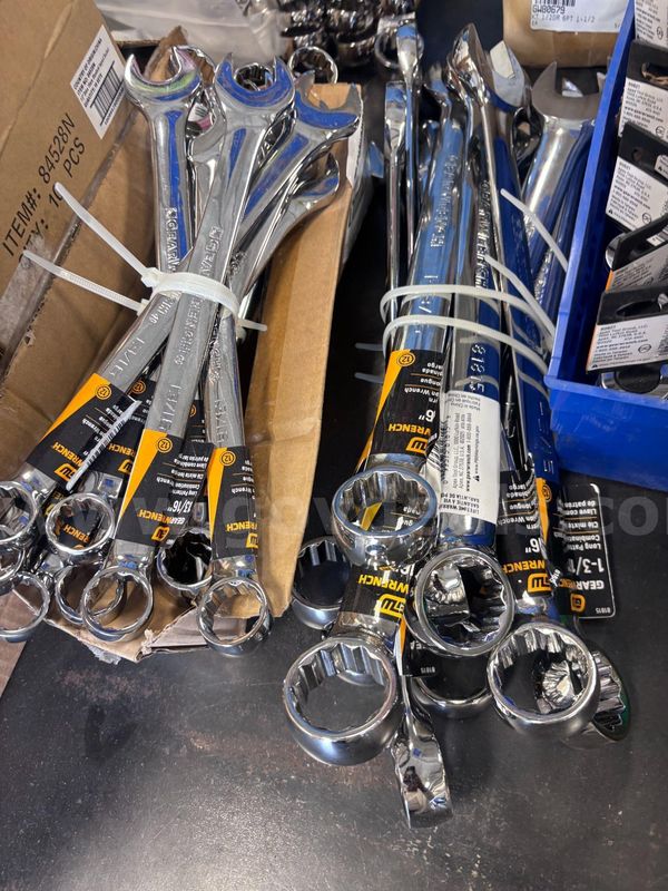 GearWrench sockets and wrenches-SEE DESCRIPTION