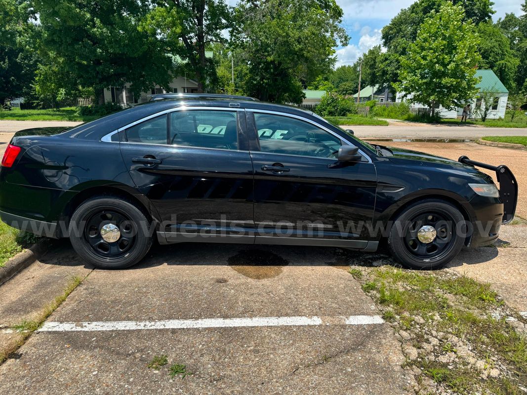 2015 Ford Taurus