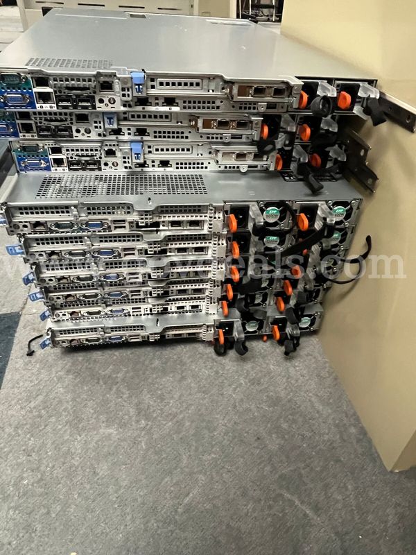 Lot of 10 Dell Servers: 7 XC640, 3 XC340, dual Xeon CPUs, 10GbE NICs, no drives, memory included separately