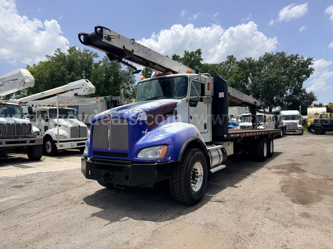 2015 Kenworth T4 Series Loading bed, and Roofing Conveyor,