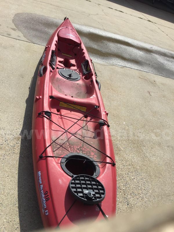 KAYAK #3, MIRAGE REVOLUTION 13 (RED)