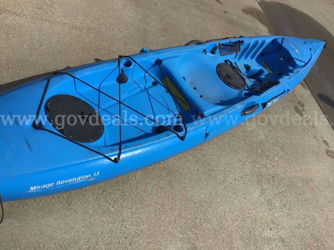 KAYAK #4, MIRAGE REVOLUTION 13 (BLUE)