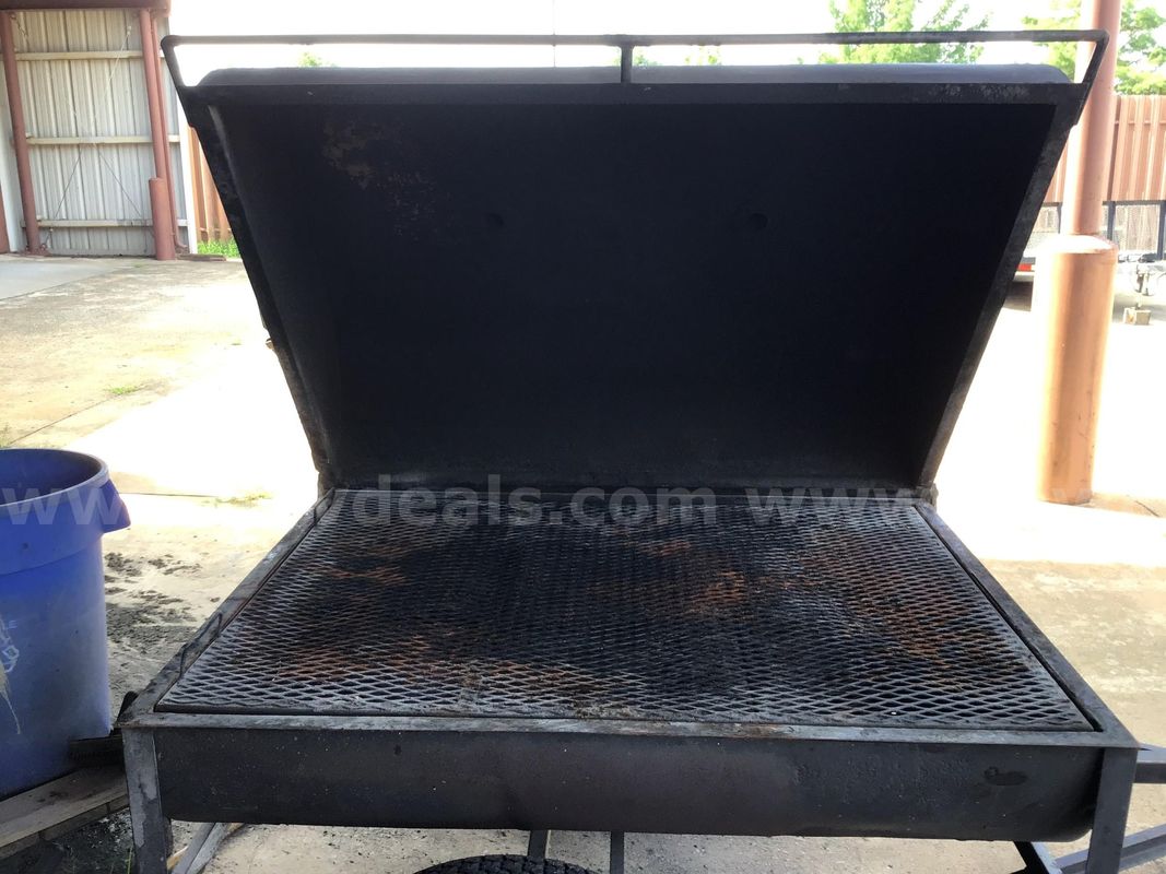 Towable Charcoal Grill
