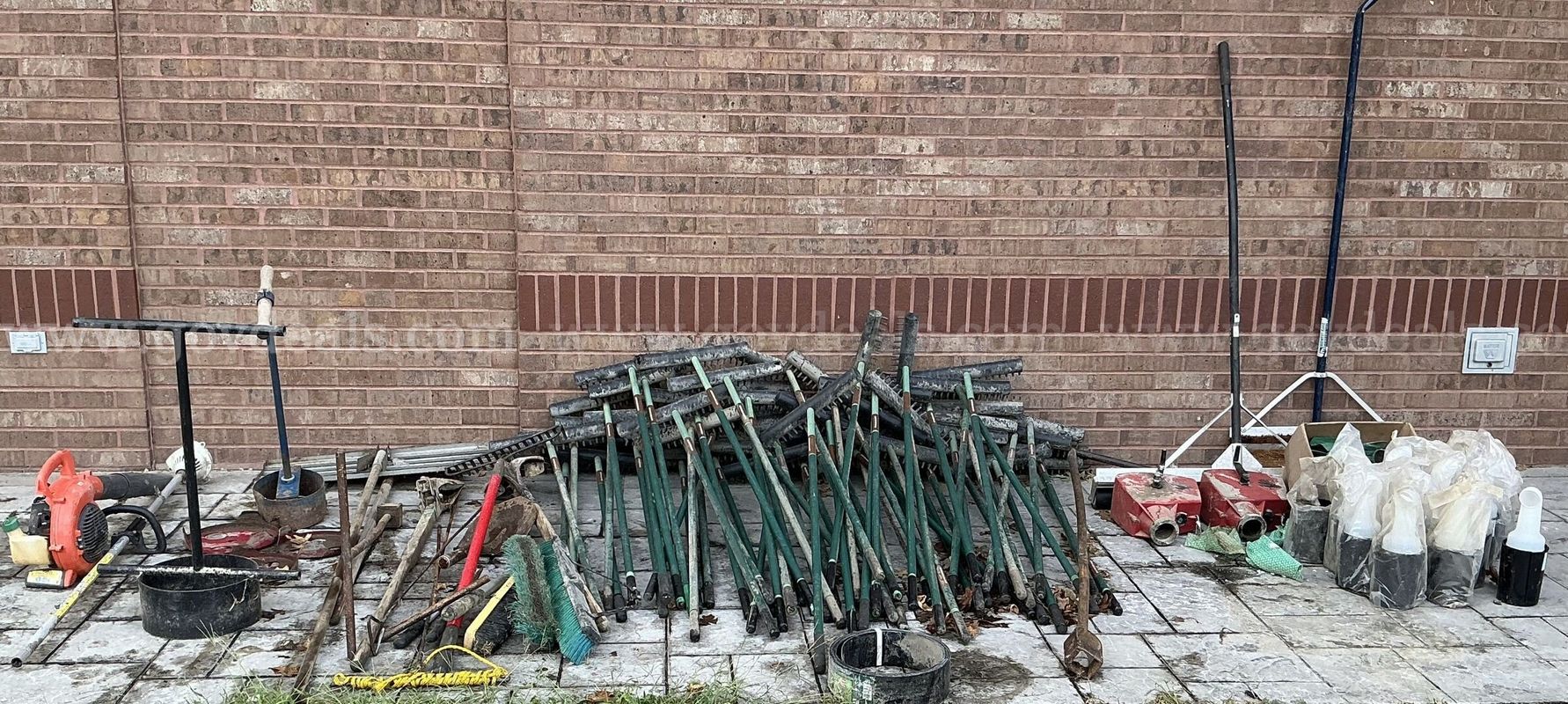 Sand Rakes, Ball Washer, Sand Bottles, Small Hand Shovels
