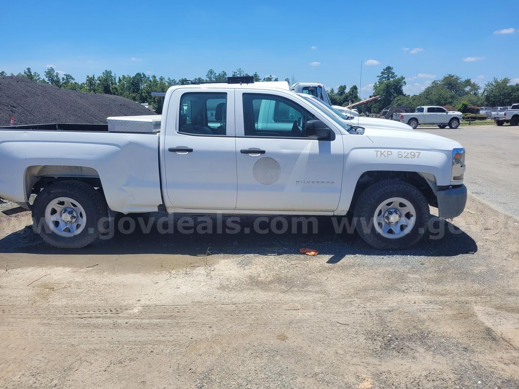 2016 Chevrolet Silverado 1500 Crew Cab Pickup