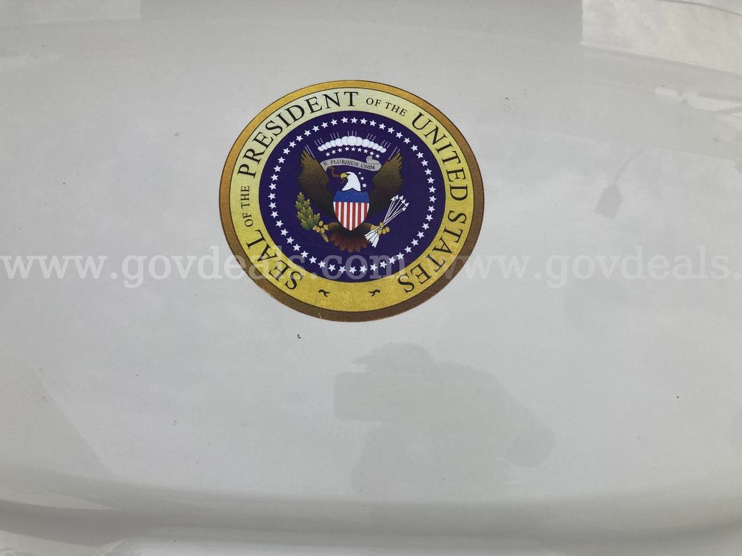 2014 Textron EZ-GO Golf Cart - with presidential seal