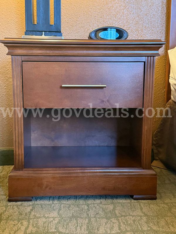 Lot of 144, 1 drawer nightstands. 25"x24"x18"