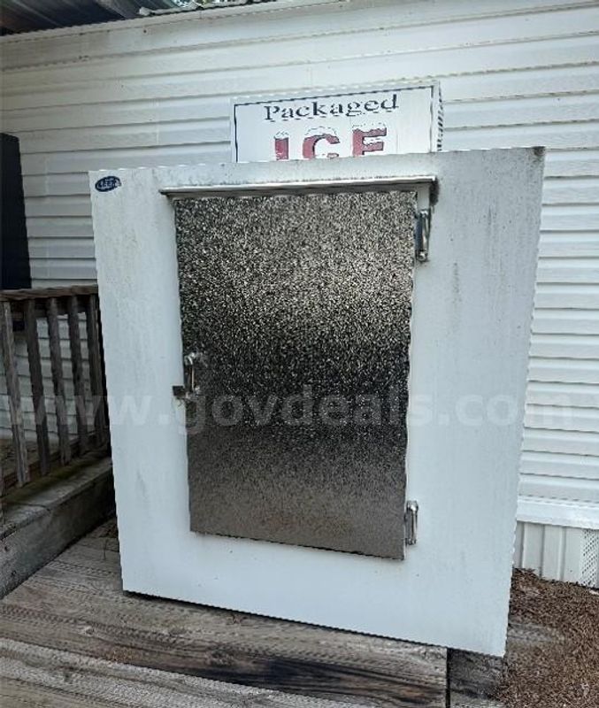 Ice Freezer