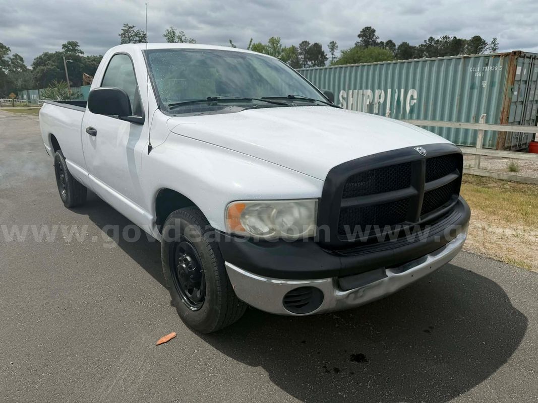 2005 Dodge Ram 2500 ST Long Bed 2WD