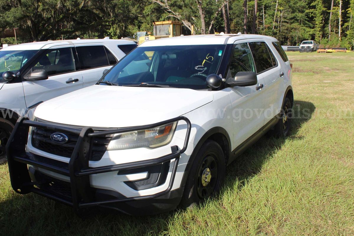 2016 Ford Explorer