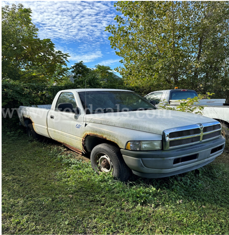 2001 Dodge Ram 1500 Reg. Cab Short Bed 2WD