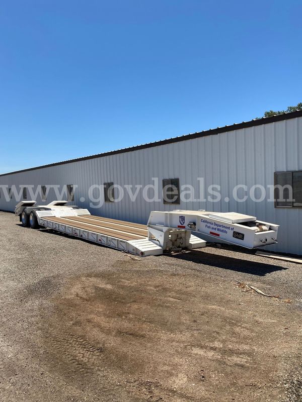 1999 Witzco Challenger Lowboy Trailer