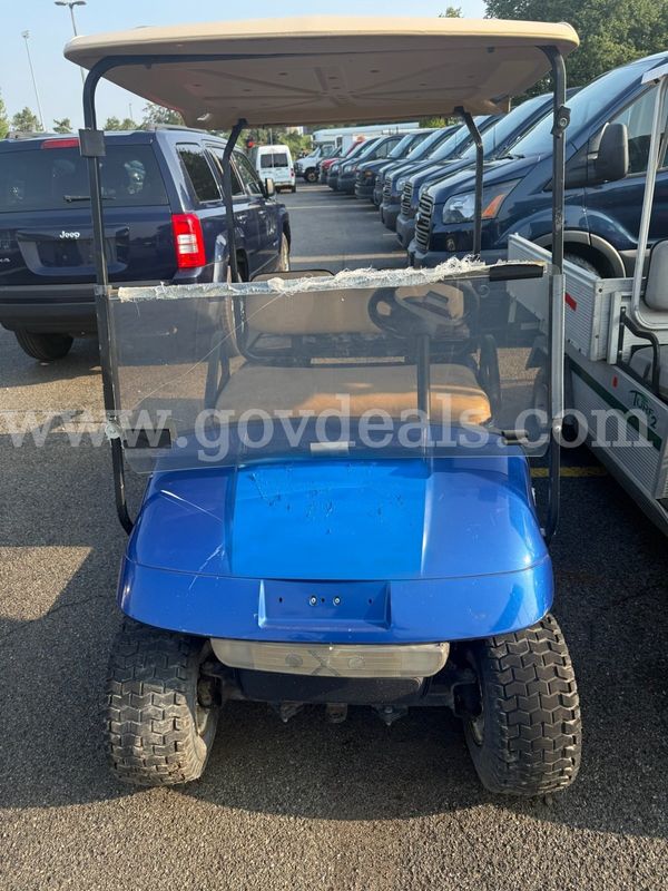 2010 EZ-GO F200 Golf Cart