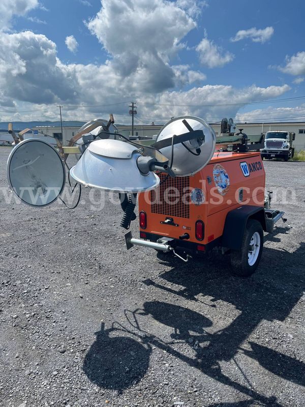 Lot of (3) Wanco WLTL Light Towers