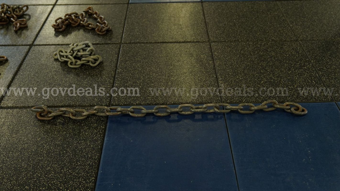 Lot of Approx. (40) 4' Chains