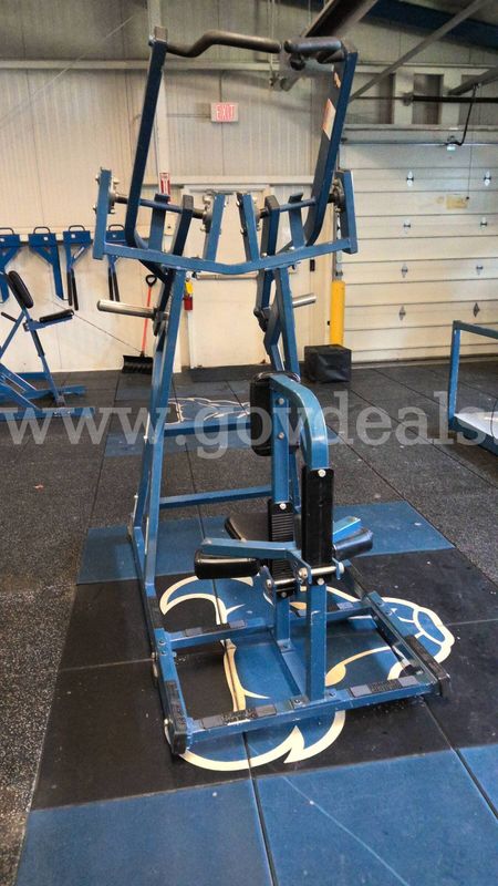 Plate Loaded Lat Pull Down Machine