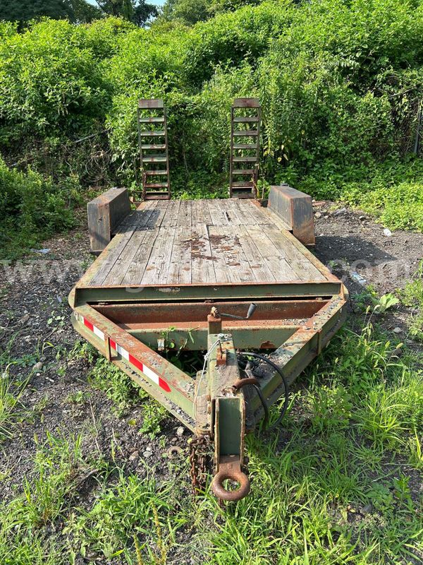 2001 Control Flat Wood Trailer