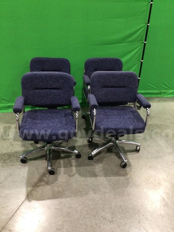 Lot of (8) Blue Cushion Rolling Office Chairs