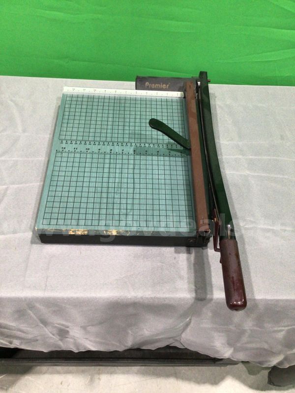 Premier Paper Cutter