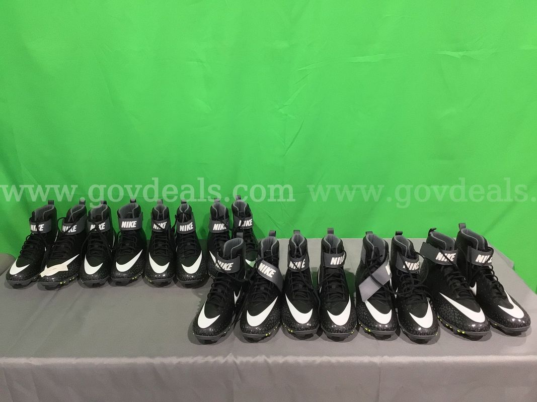 Lot of (8 Pairs) Nike Black and White Fast Flex Football Cleats, Assorted Sizes