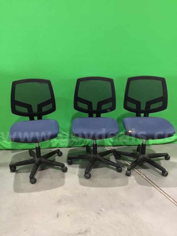 Lot of (3) Office Chairs