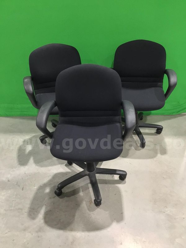 Lot of (3) Rolling Office Chairs