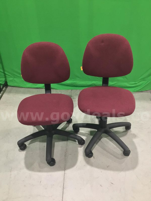 Lot of (2) Rolling Office Chairs