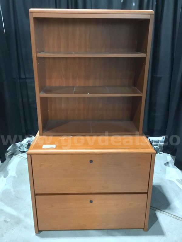 Three-Tier Shelf with Two-Drawer Cabinets