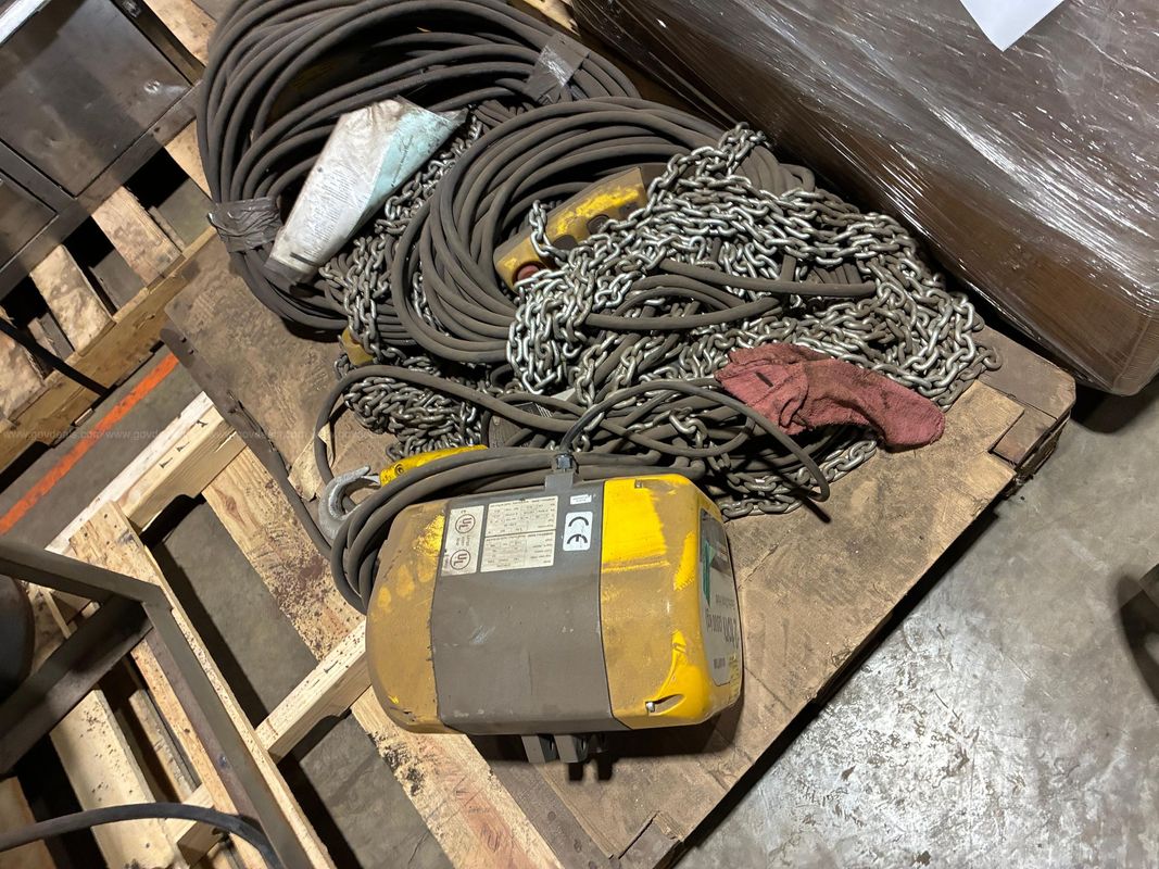 Ingersoll-Rand Q 100/2 ND Electric Chain Hoist with 2 Ton Capacity