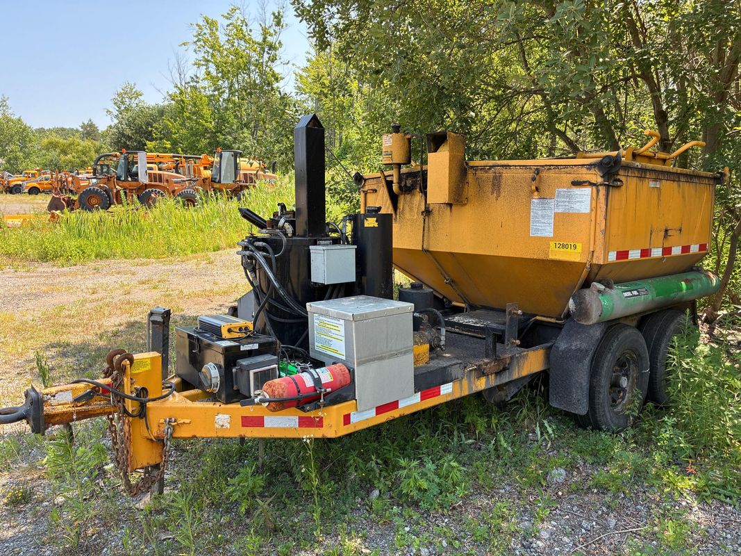 Falcon Hotbox with Dual-Axle Chassis and Diesel Heating System (Parts Only)
