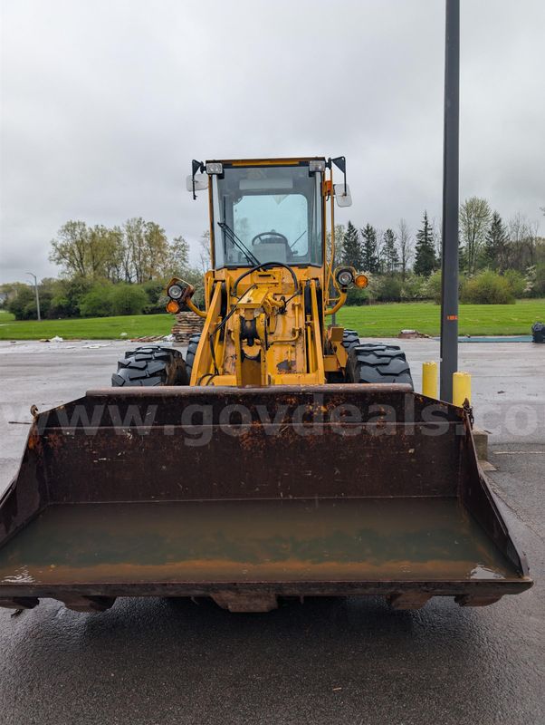 1999 Hyundai Pay Loader (1 of 12)