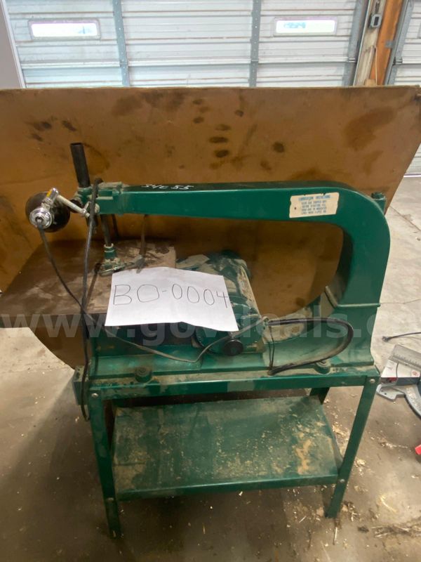 Bandsaw Powermatic with (5) Lawson Blades
