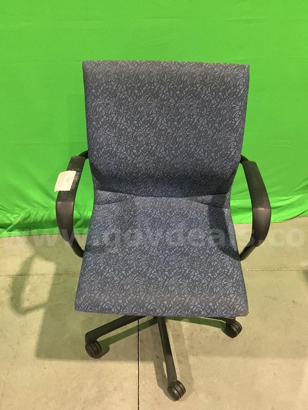 Lot of (2) Rolling Office Chairs