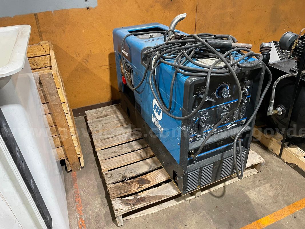 Miller 225NT Welder