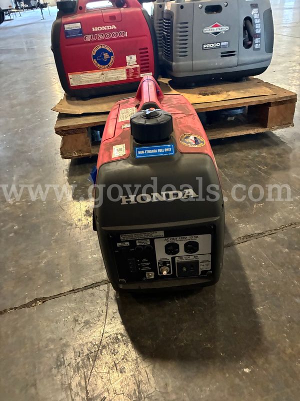 Lot of (4) Various Generators
