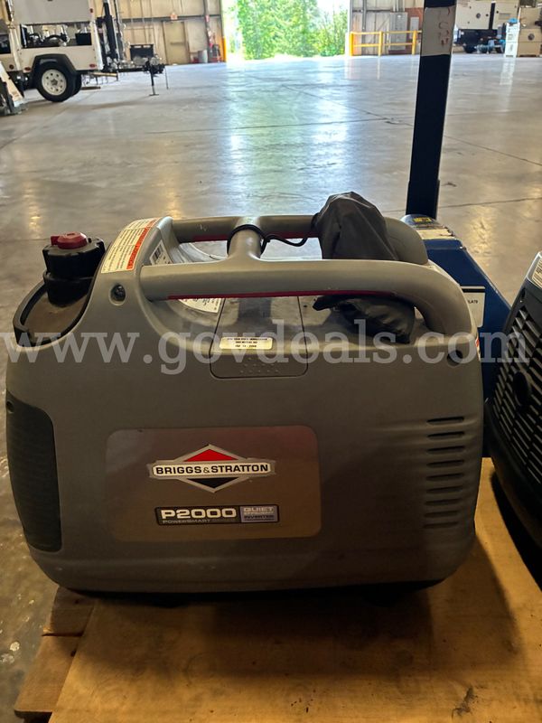 Lot of (4) Briggs & Stratton Generators 1.6KW (Parts Only)