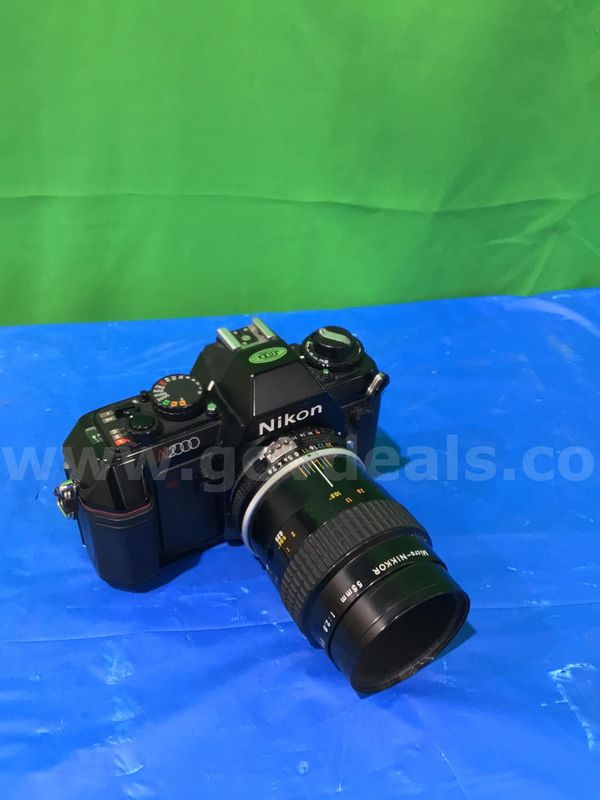 Nikon N2000 Camera