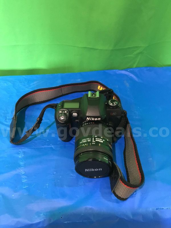 Nikon N80 Camera